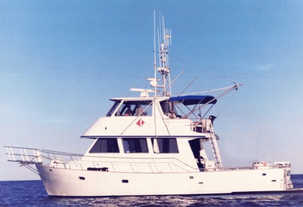 La Paz - Baja Marylee - All Inclusive Overnight Cruise